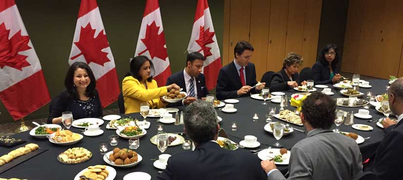 Canadian PM Trudeau breaks fast with Muslim parliamentarians