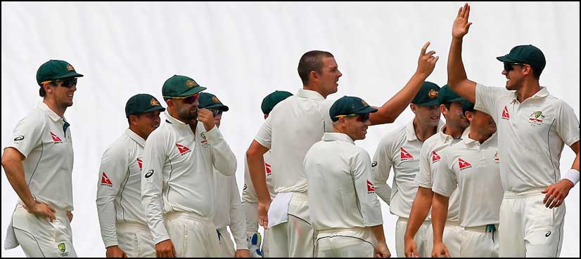 Australia bowl out Sri Lanka for just 117