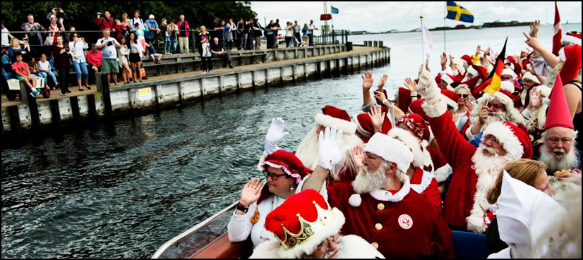 Santas from all over the world meet to talk shop
