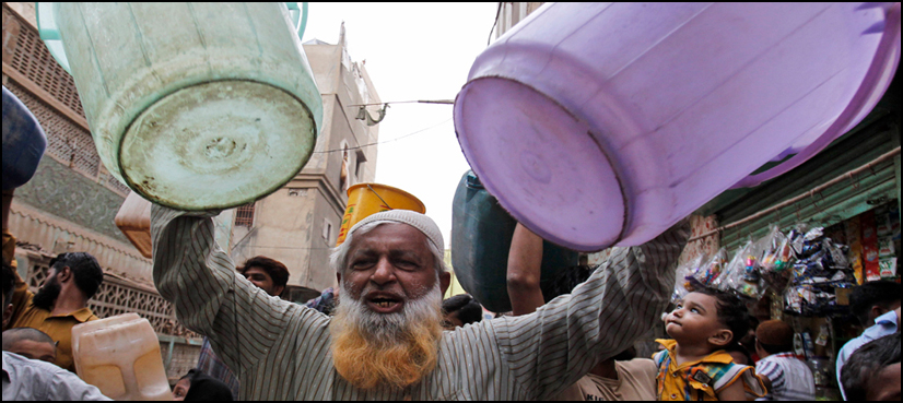 Railway colony residents protest water shortages since two months