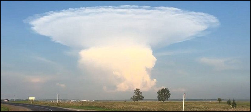 VIDEO: Mushroom cloud sparks ‘atomic bomb explosion’ fears in Russia