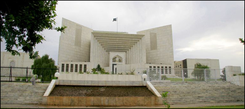SC places ban on billboards on residential buildings in Karachi