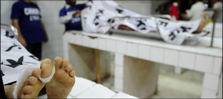 Five of a family die in road crash near Nawabshah