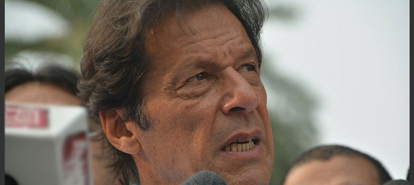 Imran vows to respond to Modi’s allegations during Raiwind March