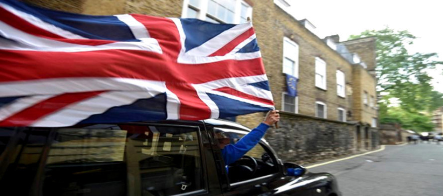 Reference against Altaf Hussain sent to UK police: Home Office