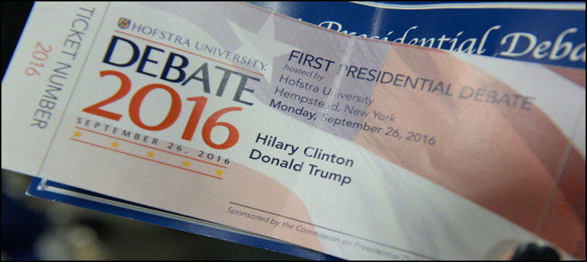 Clinton's name misspelled on souvenir debate tickets