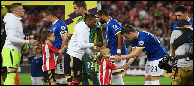Everton to donate 200,000 pounds to Sunderland fan