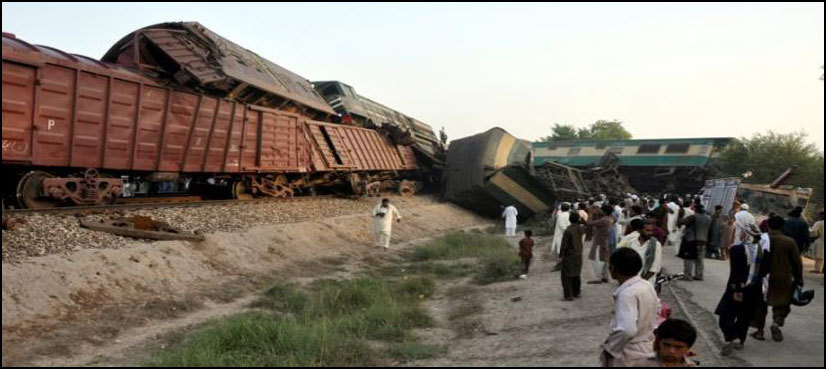 5 dead, several wounded in train accident near Multan