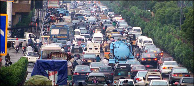 Gridlock management: Heavy traffic banned at Shahrah-e-Faisal