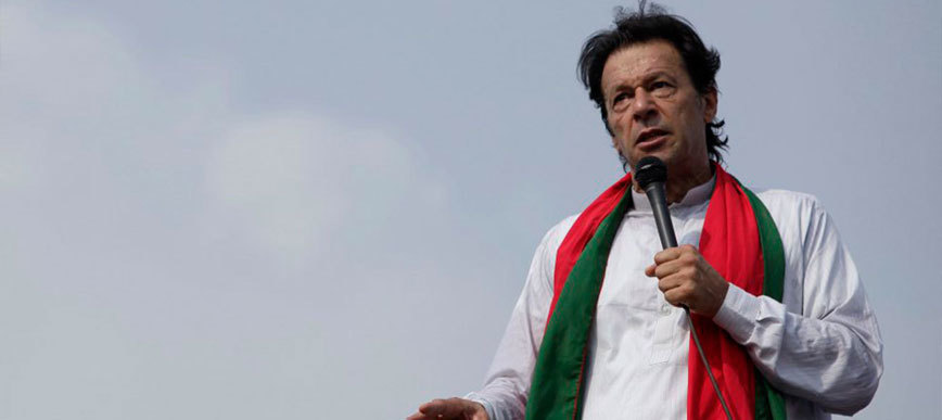 Imran asks supporters to rescue CM KP from Punjab police