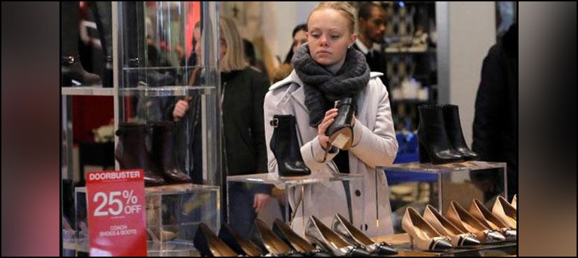 US Black Friday: more shoppers but less spent per head