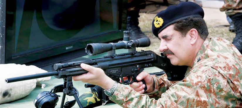 Army chief witnesses night, dawn operations of central command