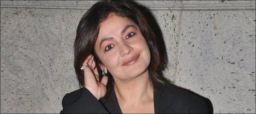 Indian actress, filmmaker Pooja Bhatt celebrates Diwali in Karachi