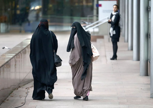 Woman fined $156 for wearing face veil in Denmark