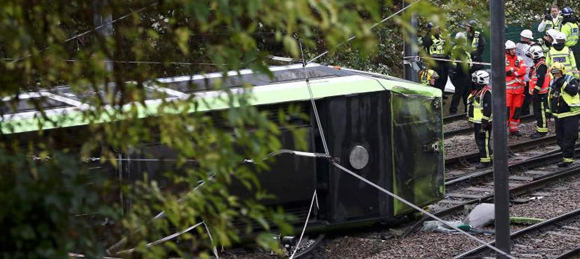 Five killed, 50 injured in London tram accident