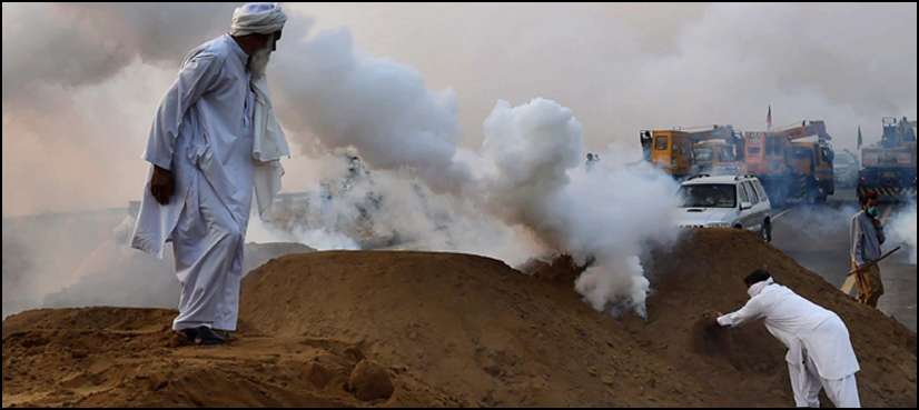 PTI protesters retreat to Swabi on Imran's insistence