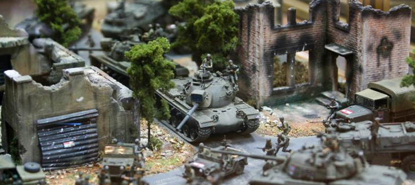 Skydiving magic, bungee dunk for Guinness World Records day