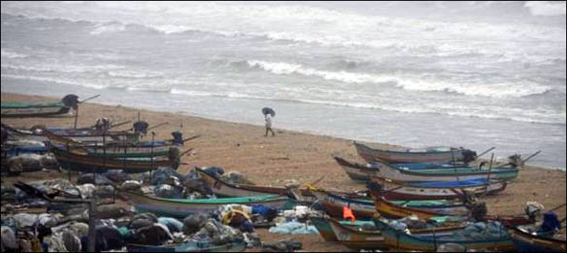 Cyclone kills 10 in south India's tech hub