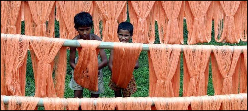 Bangladesh slum kids work over 60 hours a week to make clothes