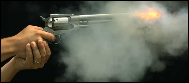 Citizen shot dead two in Karachi amid robbery attempt