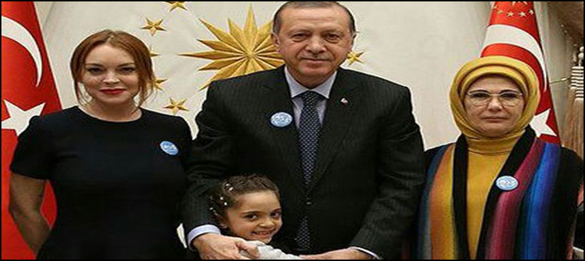 Lindsay Lohan meets Aleppo's tweeting girl Bana Alabed