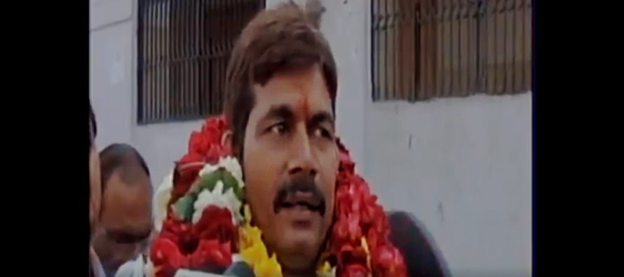 Indian politician admits entering politics to fool people, earn money