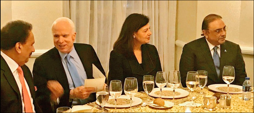 Zardari meets Senator McCain, discuss Pak-US ties