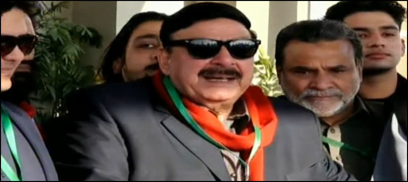 Sheikh Rasheed criticises PTI counsel Naeem Bokhari