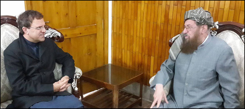 Afghan President requests Sami-ul-Haq to arrange peace talks with Afghan Taliban