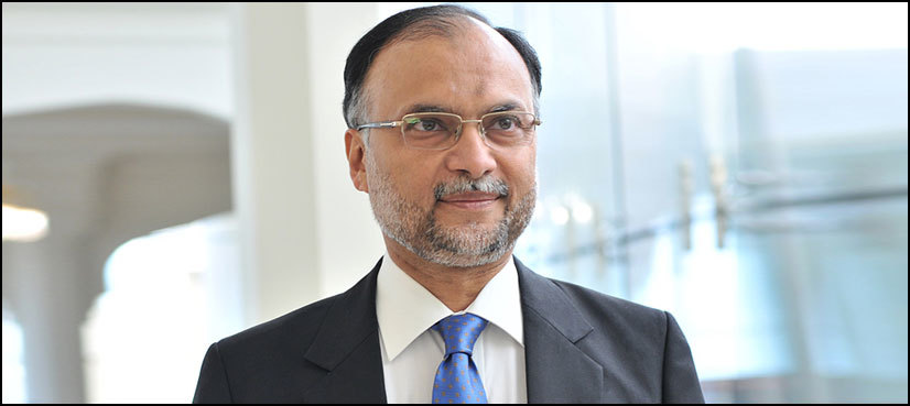 Imran's speaking against corruption only political gimmick: Ahsan Iqbal