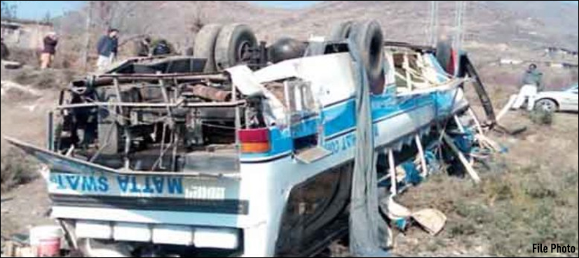 Five killed in D.I. Khan coach, truck collision