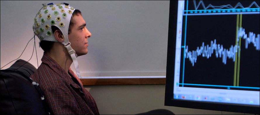 Paralysed patients communicate thoughts via brain-computer interface