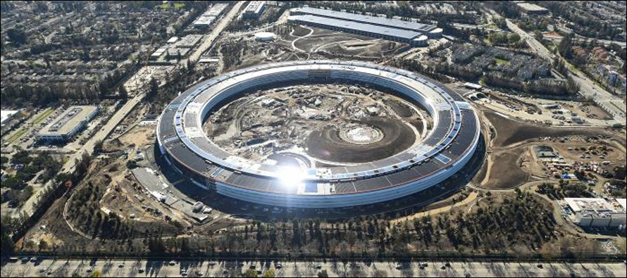 Channeling Steve Jobs, Apple seeks design perfection at new 'spaceship' campus