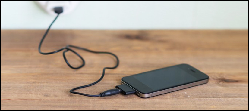 Man kills roommate after argument over mobile phone charging