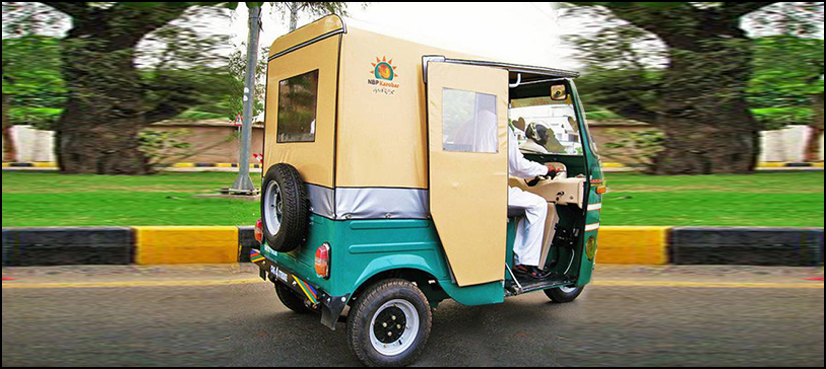 Traffic mess triggers ban on rickshaws in Sialkot