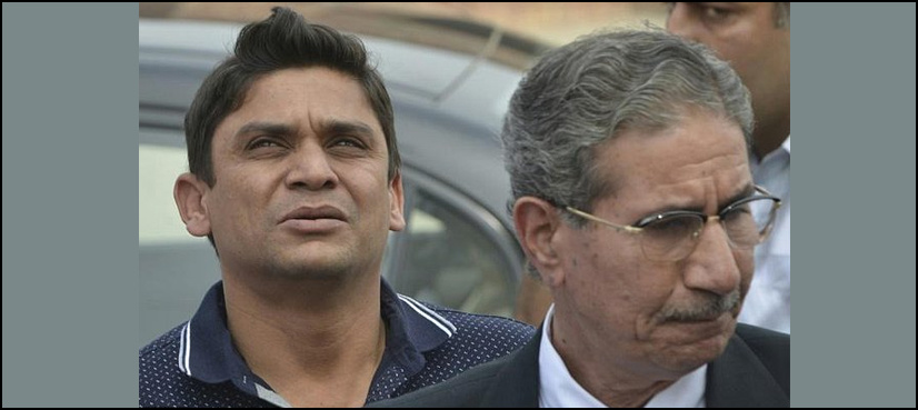 Khalid Latif 'given bat grips by bookie' to indicate fix