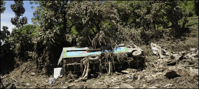 Bahawalpur: Seven die as bus falls from bridge