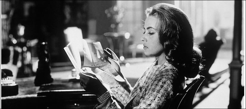 French film legend Jeanne Moreau dies at 89