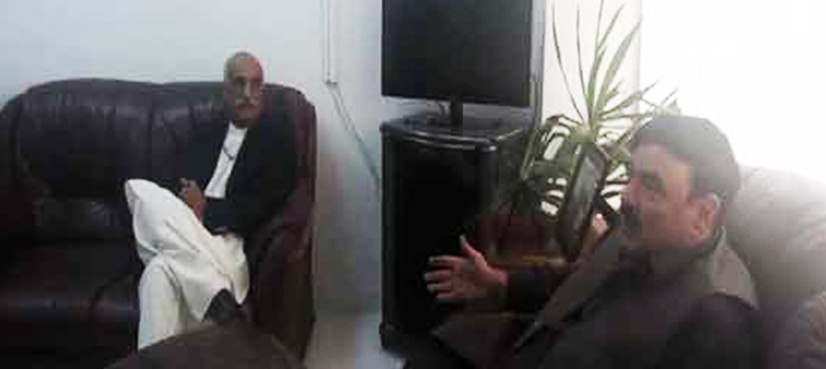 Shah calls on Sheikh Rasheed, solicits support for collective efforts