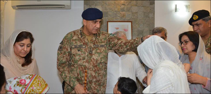 Army chief along with wife visits martyr Major Ali Salman’s family