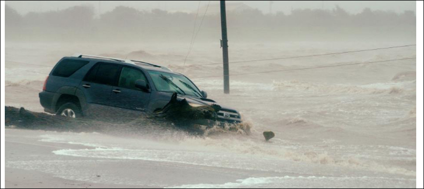 Flood threat rises as Harvey dumps torrential rains on Texas