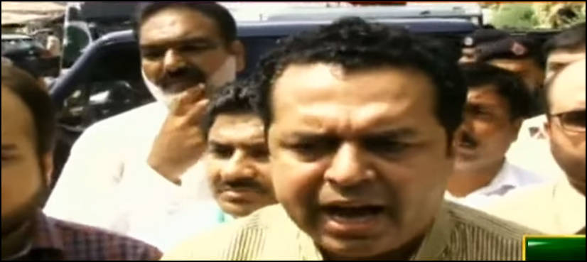 Qadri, Imran, Sheikh Rashid are 'viruses of democracy': Talal Chaudhry