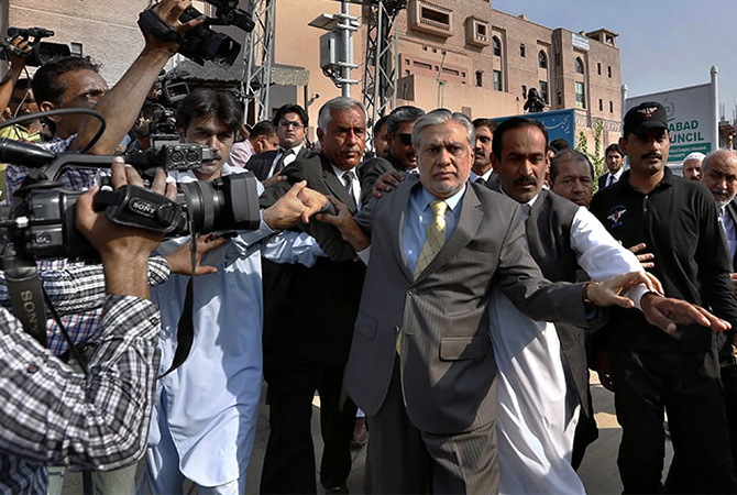 Ishaq Dar challenges indictment by NAB court in IHC