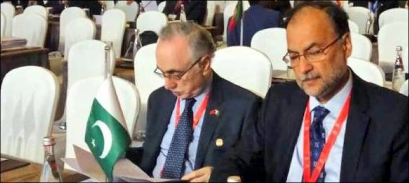 Pakistan reiterates commitment to cooperate for peace, security at regional, world levels