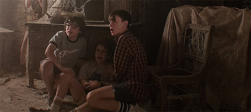 'It,' terrorizing box-office rivals, sets horror-flick record