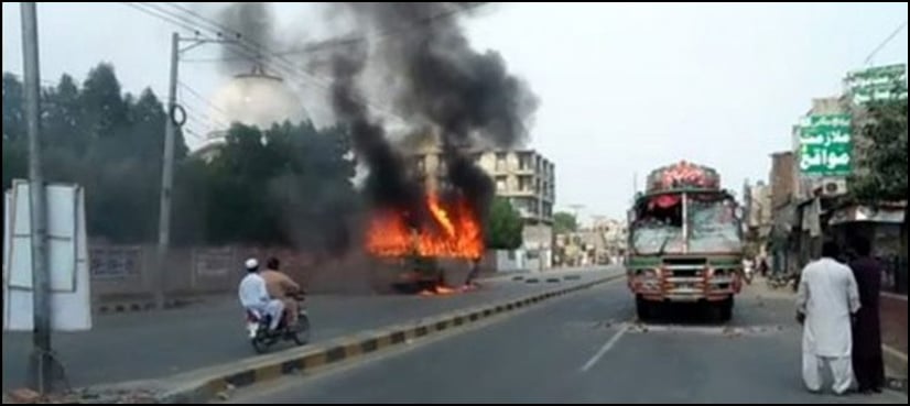 Enraged students set bus on fire after it ran over classmate in Faisalabad