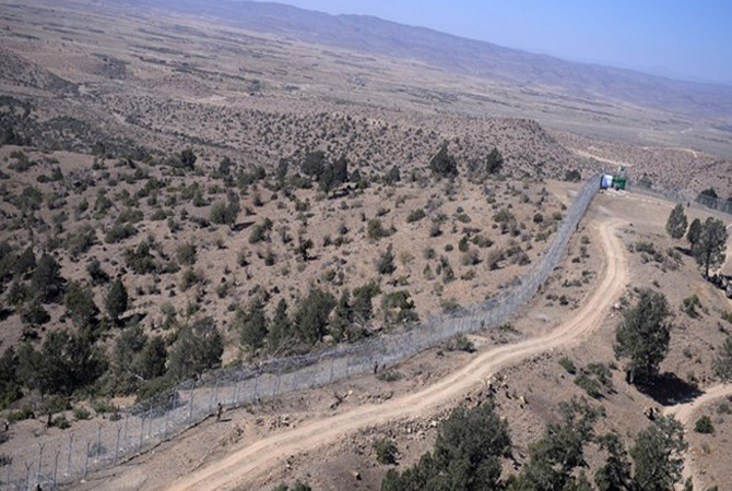 Six Pak Army soldiers among eleven wounded in firing by Afghan forces