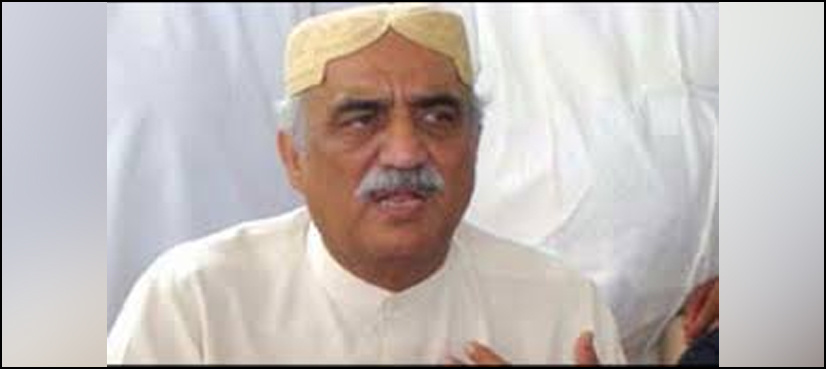 Army chief has right to talk economy, insists Khursheed