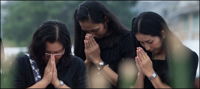 One year after King's death, Thais prepare for final goodbye