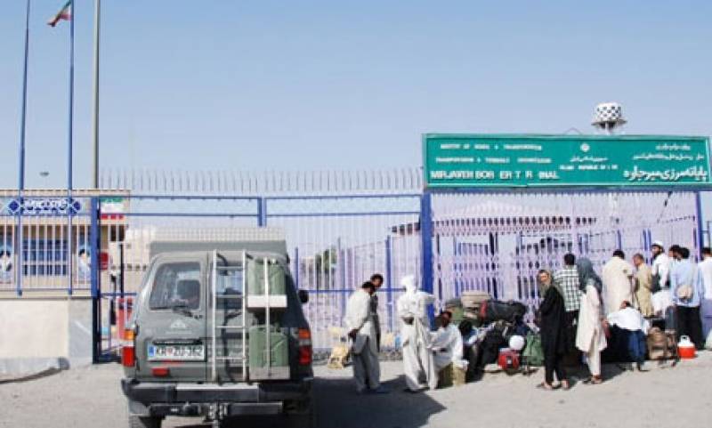 Iran hands over 89 Pakistani immigrants to FIA at Taftan border